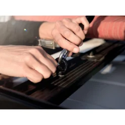 FRONT RUNNER Œillets D'arrimage -Tout pour l’Extérieur anneaux d arrimage noirs ecrous a il par front runner 5